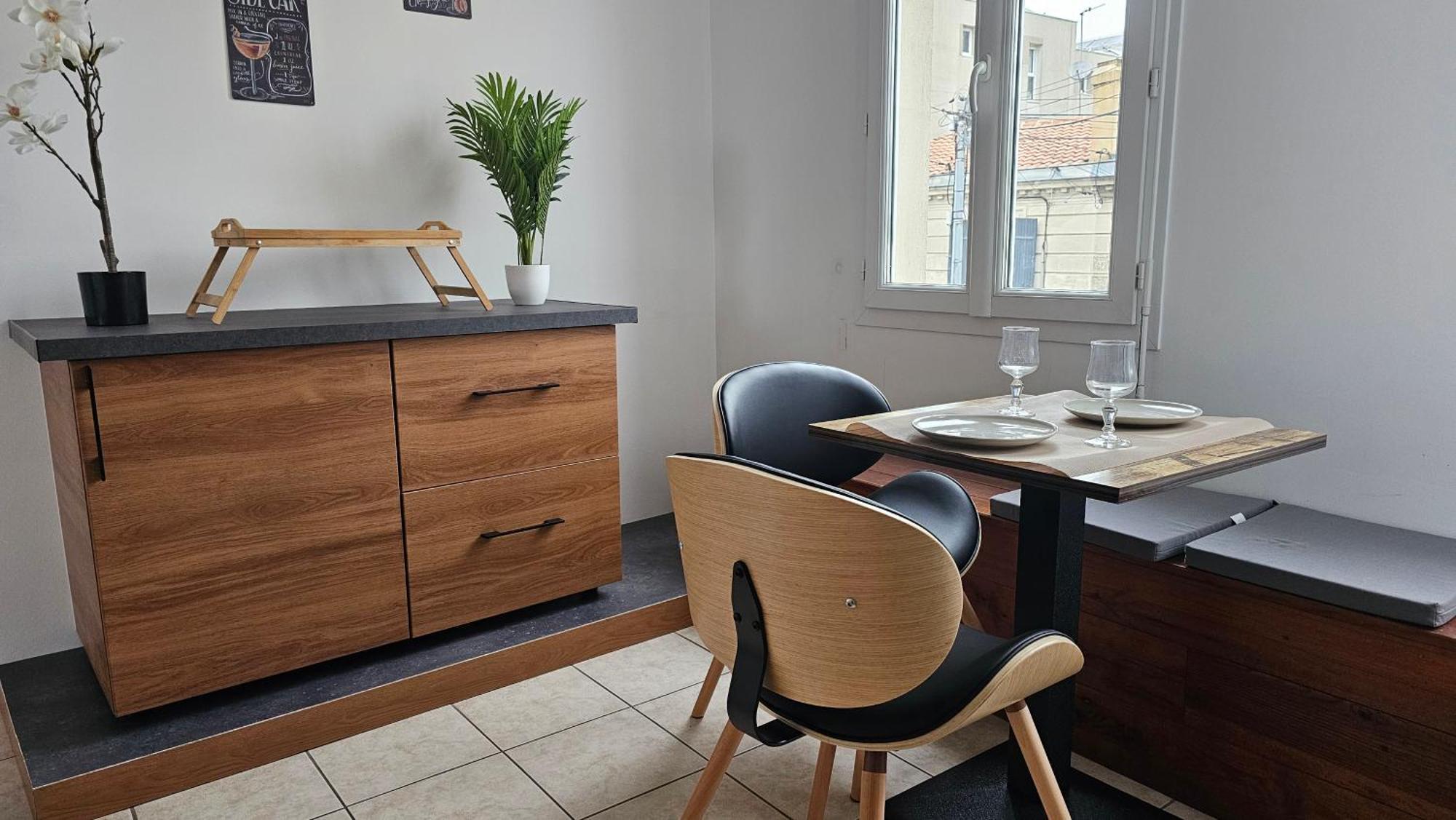 Bed To Rent - Maison Calme Avec Jacuzzi Sous Supplement Bordeaux Luaran gambar
